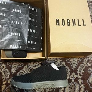 Nobull SF Trainers - size 9